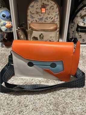 Orange and White Messenger Bag with Blue Accent - Fashion Crossbody